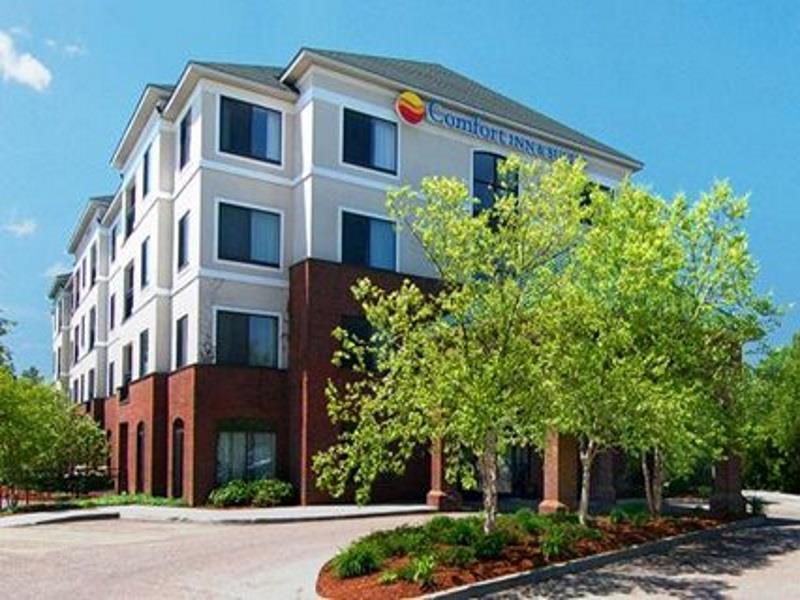 Comfort Inn & Suites Burlington Exterior photo
